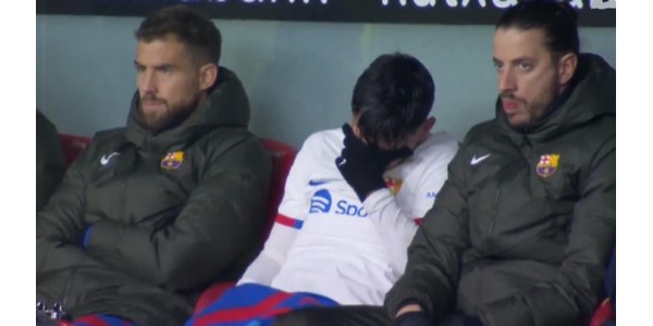 Le rêve d'un jeune joueur à Barcelone s'effondre Le rêve d'un jeune joueur à Barcelone s'effondre